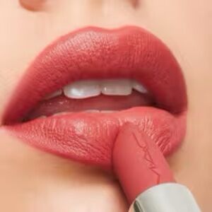 MAC •Forever Curious • lipstick new in original box